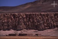 Casa, pared de ignimbrita, Antofagasta de la Sierra, Catamarca, Argentina, Altiplano (Puna) andino, Cordillera de los Andes